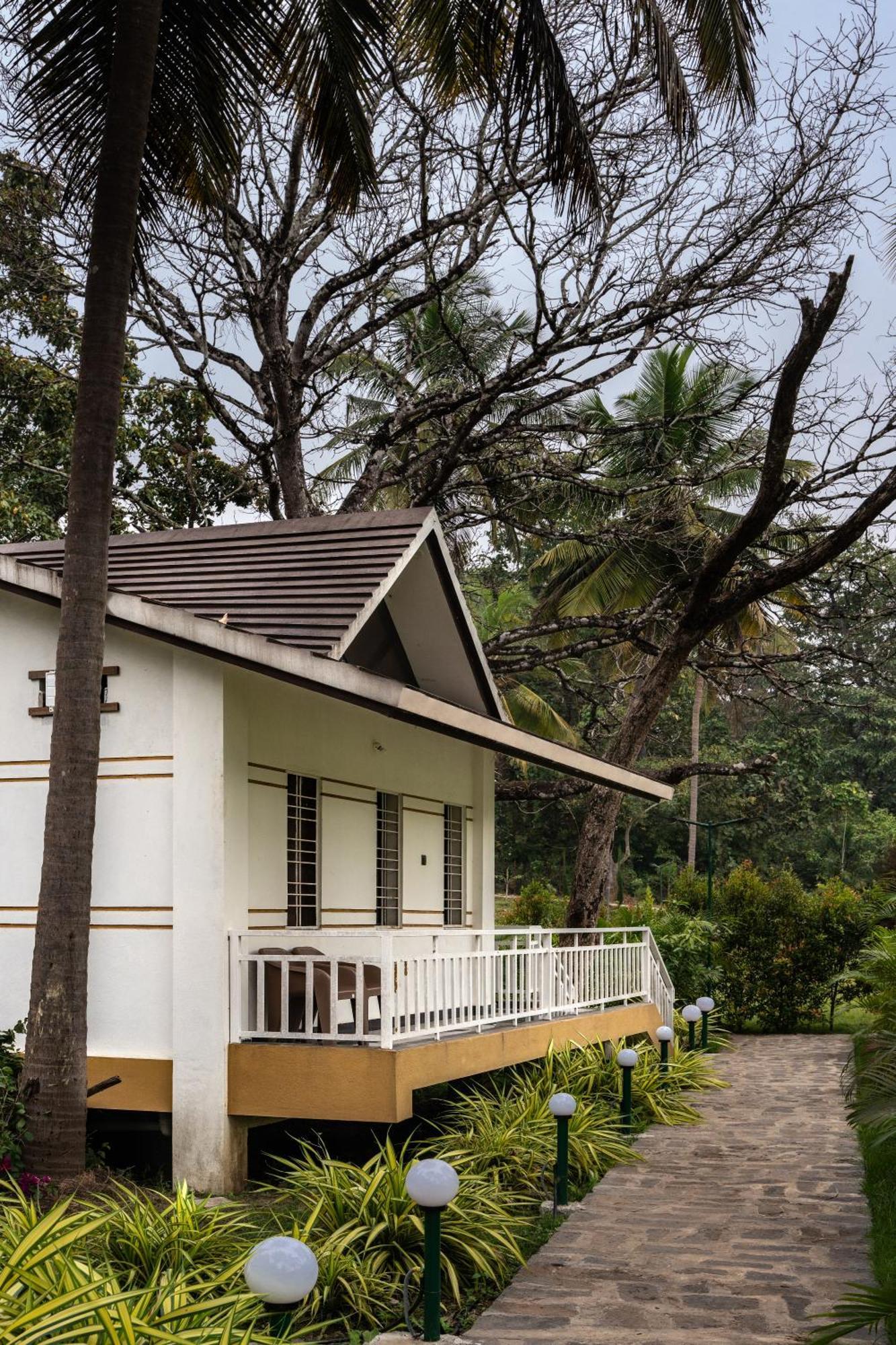 Mastiff Select Terrain Dandeli Otel Dış mekan fotoğraf